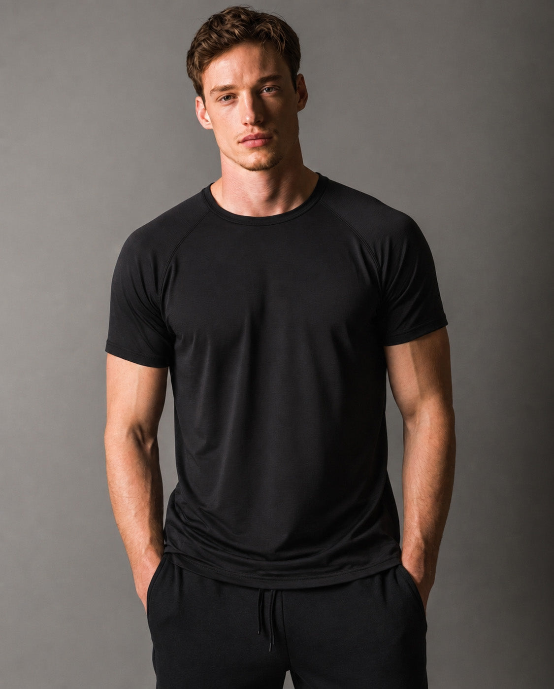Apex Tee Front #black