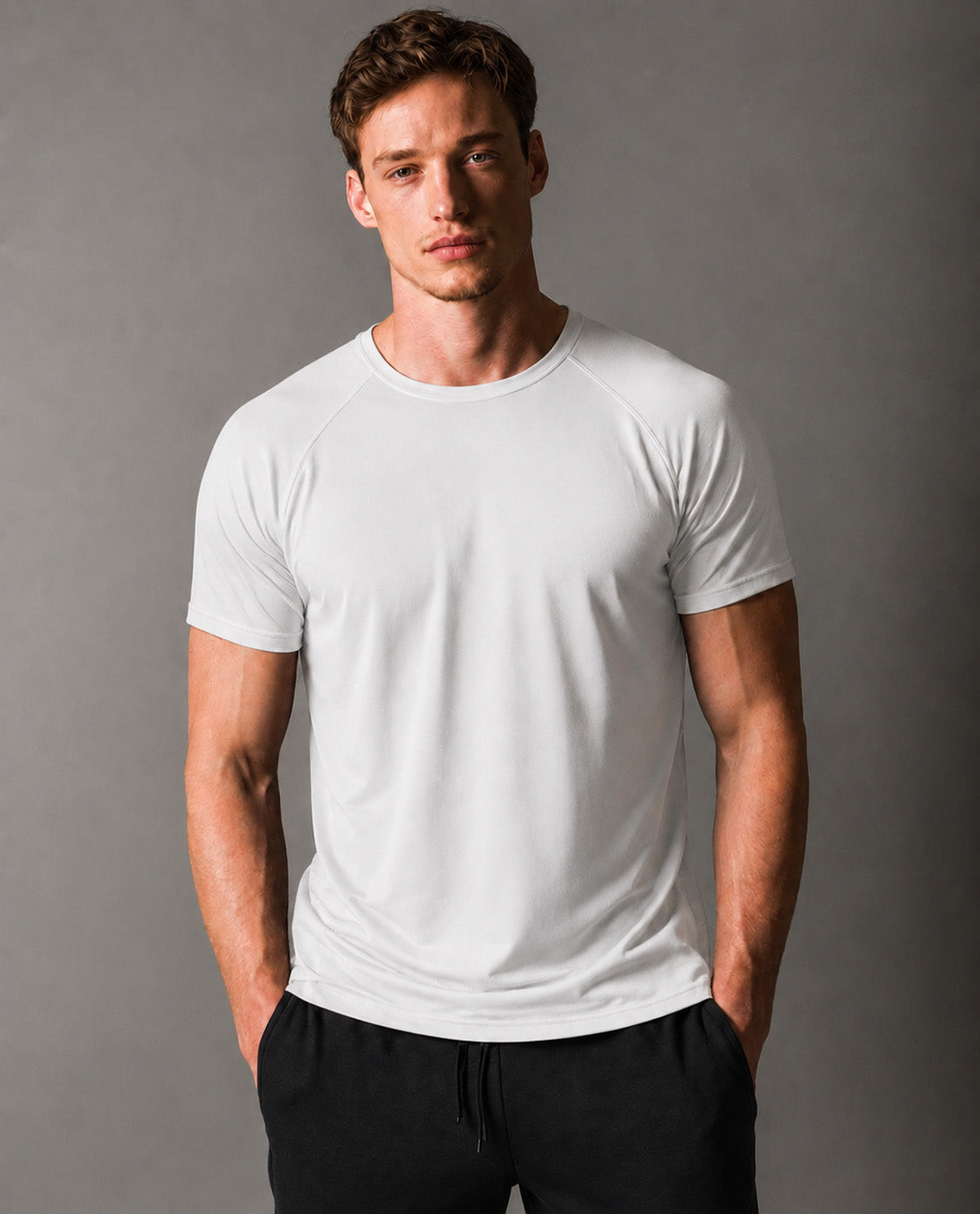 Apex Tee Front #white